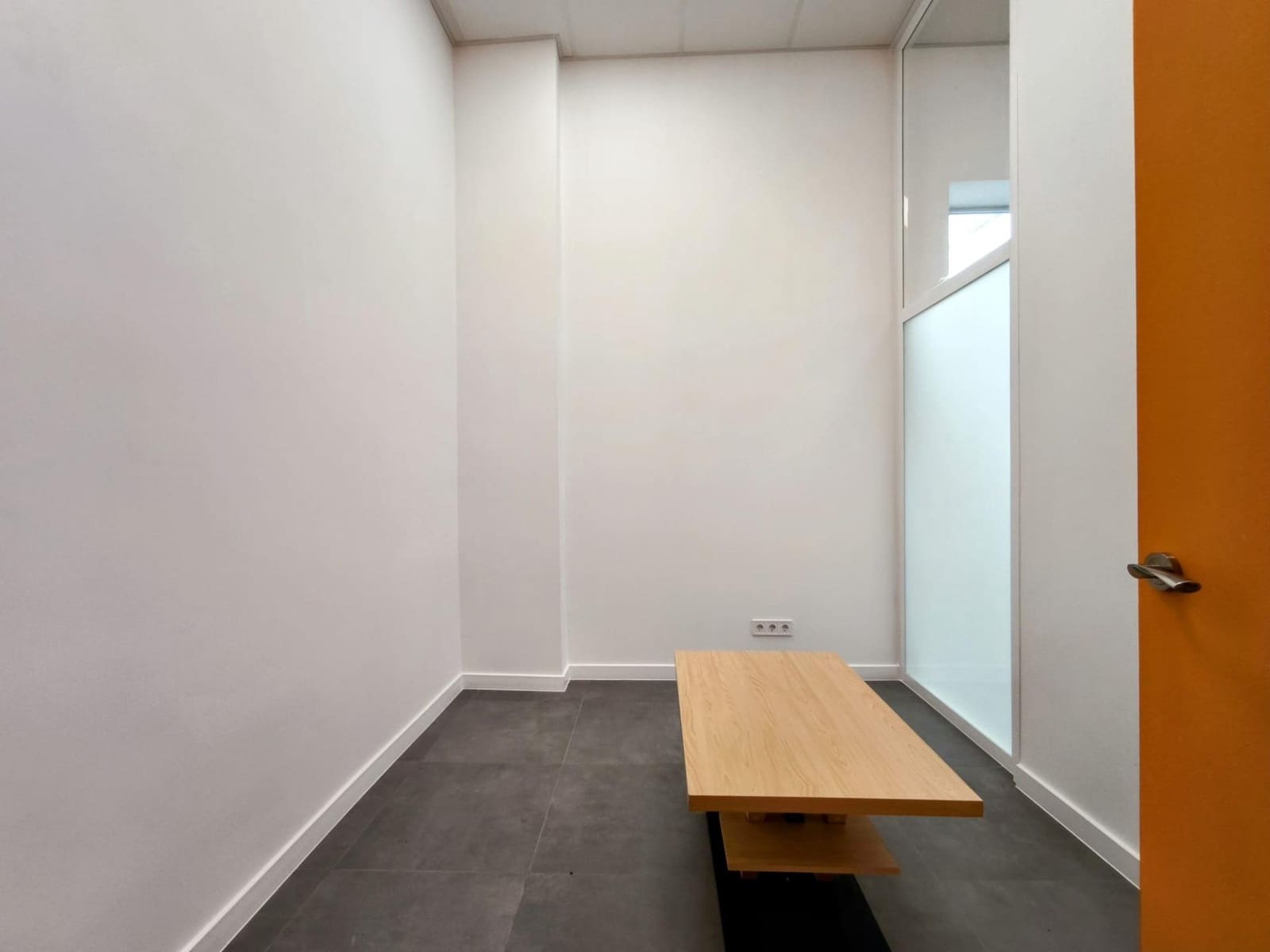 Büro zu vermieten in Alicante / Alacant Stadt - 3.800 € (Ref: 9656138)