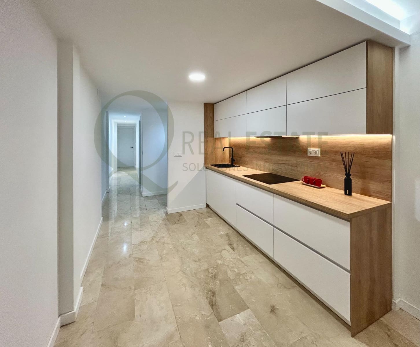 2 chambre Appartement à vendre à Alicante ville - 234 900 € (Ref: 9656140)