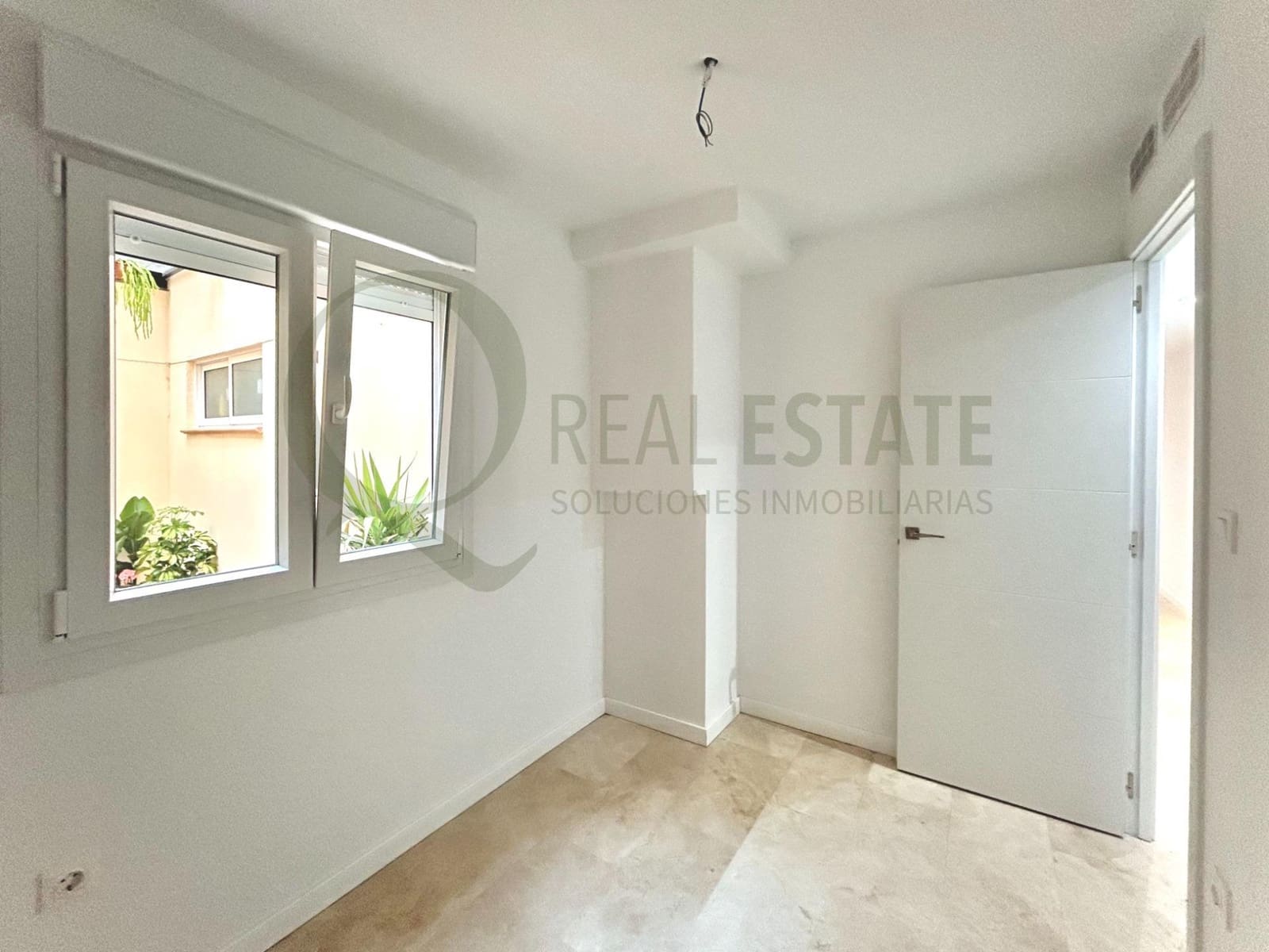 2 chambre Appartement à vendre à Alicante ville - 234 900 € (Ref: 9656140)