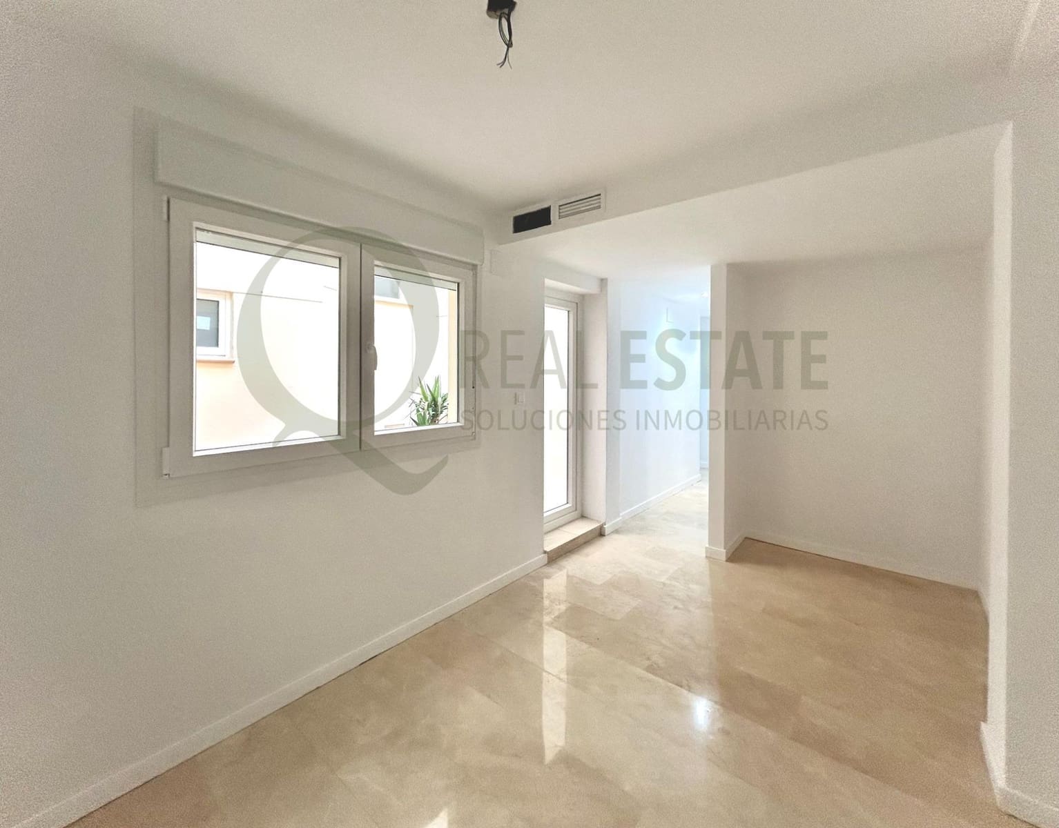 2 chambre Appartement à vendre à Alicante ville - 234 900 € (Ref: 9656140)