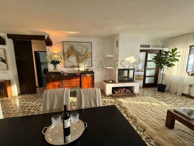 6 Zimmer Reihenhaus zu verkaufen in Altea mit Garage - 1.400.000 € (Ref: 9670711)