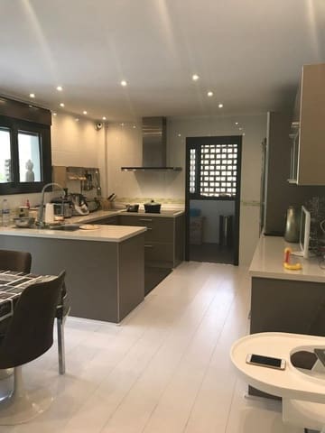 7 quarto Moradia para venda em Muchamiel / Mutxamel com piscina garagem - 790 000 € (Ref: 9670712)