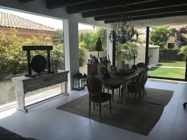 7 quarto Moradia para venda em Muchamiel / Mutxamel com piscina garagem - 790 000 € (Ref: 9670712)