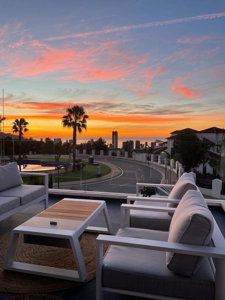 3 bedroom Flat for sale in Finestrat with pool garage - € 725,000 (Ref: 9674259)