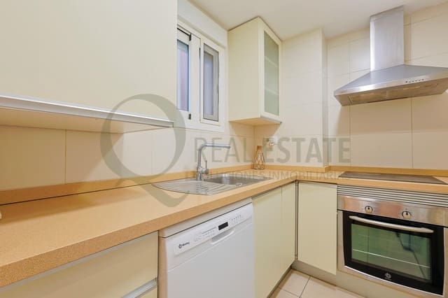 3 bedroom Flat for sale in Playa de San Juan, Alicante / Alacant city with pool - € 420,000 (Ref: 9674261)