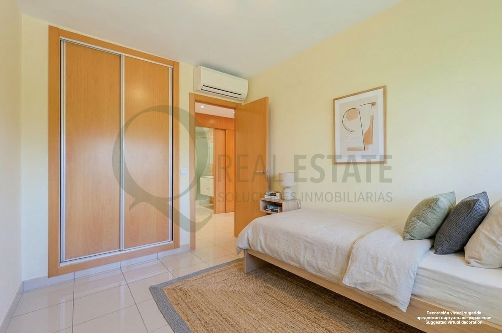 3 bedroom Flat for sale in Playa de San Juan with pool - € 399,000 (Ref: 9674261)