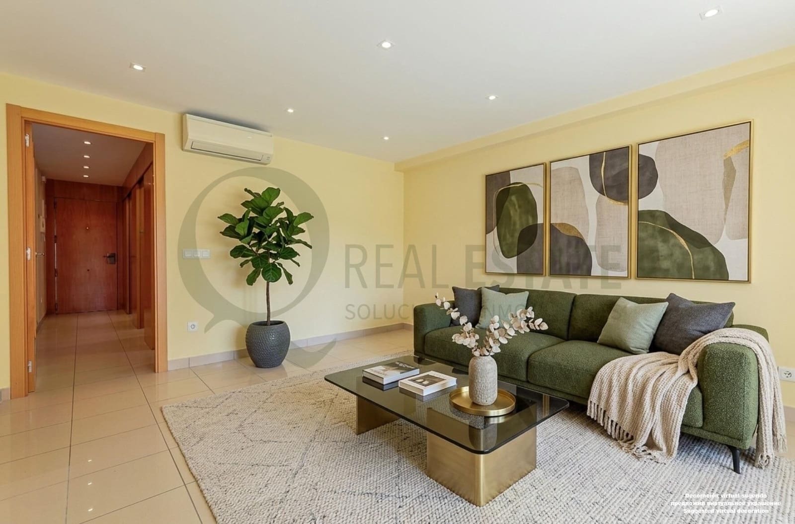 3 bedroom Flat for sale in Playa de San Juan with pool - € 399,000 (Ref: 9674261)