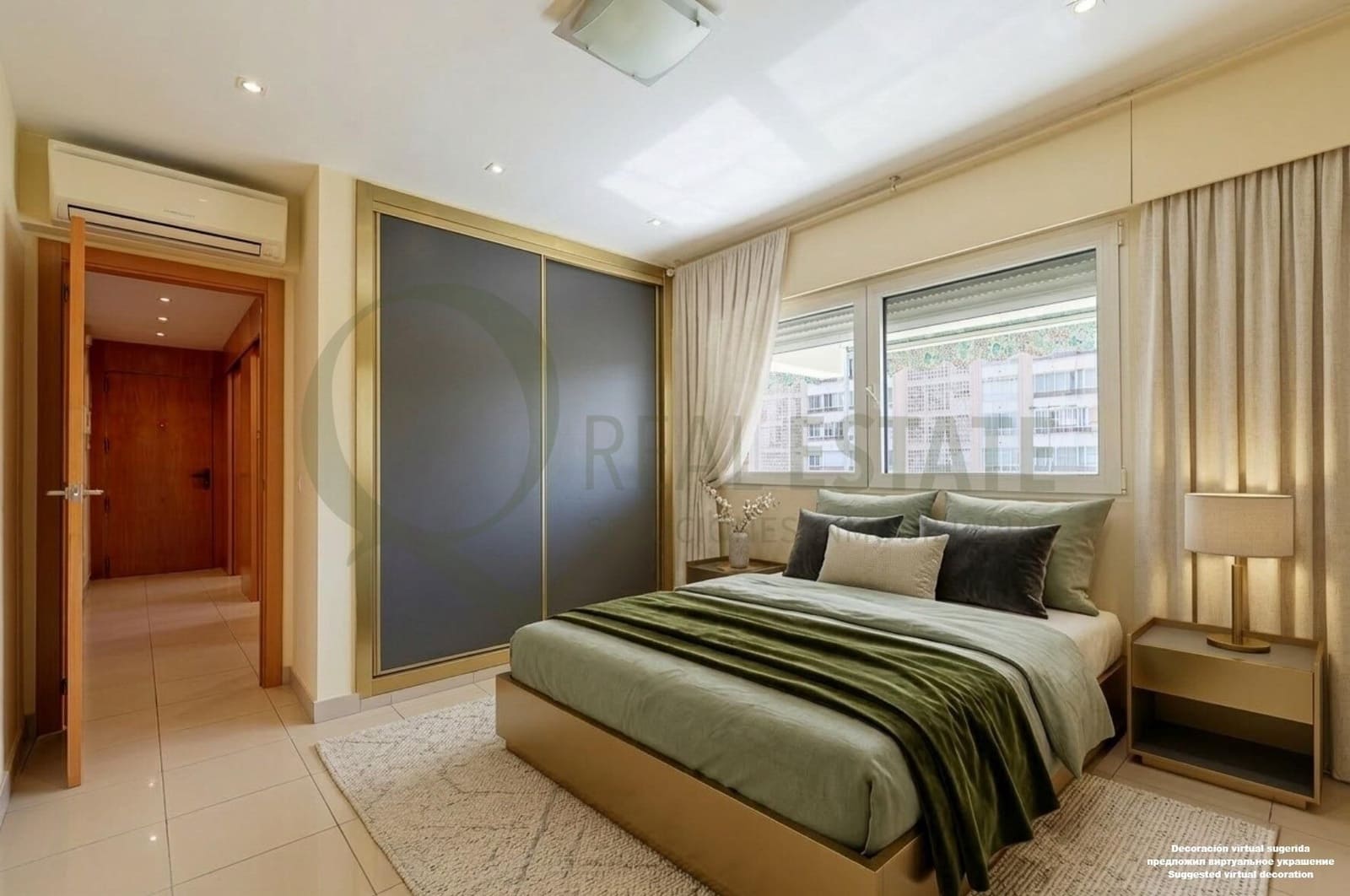 3 bedroom Flat for sale in Playa de San Juan with pool - € 399,000 (Ref: 9674261)