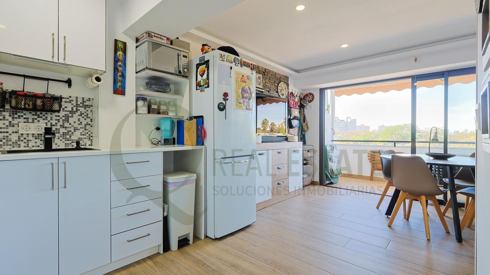 1 sypialnia Mieszkanie na sprzedaż w Playa de San Juan z basenem garażem - 225 000 € (Ref: 9674262)