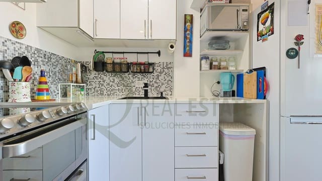 1 sypialnia Mieszkanie na sprzedaż w Playa de San Juan, Miasto Alicante / Alacant z basenem garażem - 225 000 € (Ref: 9674262)