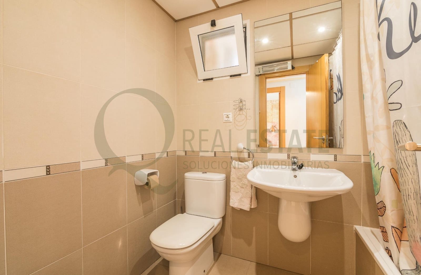 3 bedroom Flat for rent in Playa de San Juan with pool garage - € 1,700 (Ref: 9682500)