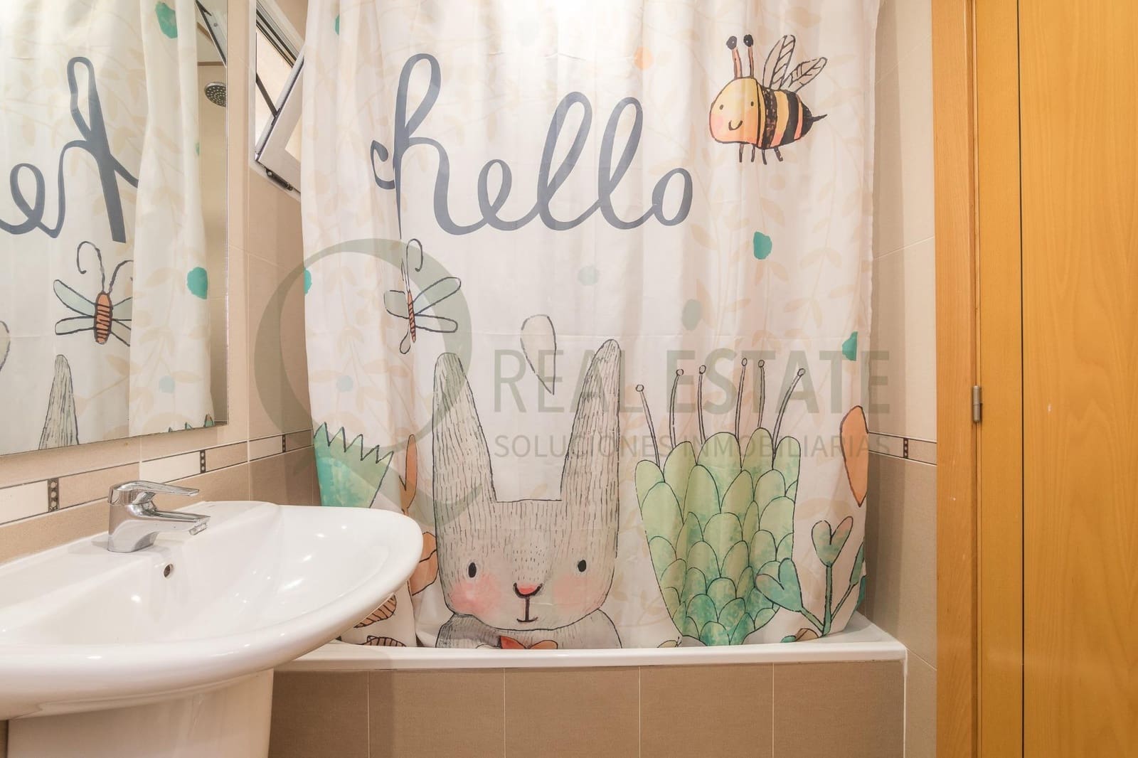 3 bedroom Flat for rent in Playa de San Juan with pool garage - € 1,700 (Ref: 9682500)