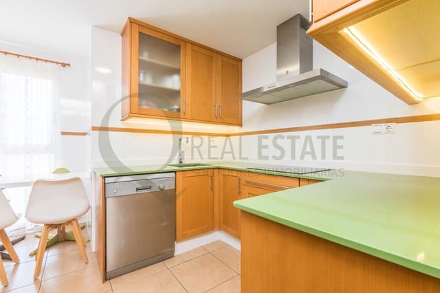 3 soveværelse Lejlighed til leje i Playa de San Juan, Alicante by med swimmingpool garage - € 1.700 (Ref: 9682500)