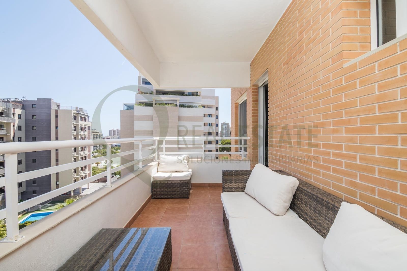 3 bedroom Flat for rent in Playa de San Juan with pool garage - € 1,700 (Ref: 9682500)