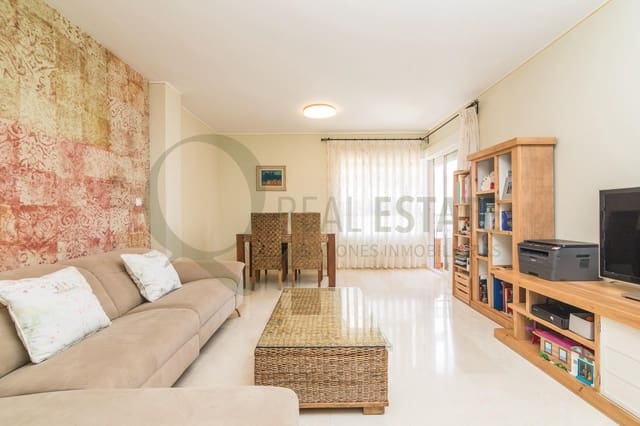 3 soveværelse Lejlighed til leje i Playa de San Juan, Alicante by med swimmingpool garage - € 1.700 (Ref: 9682500)