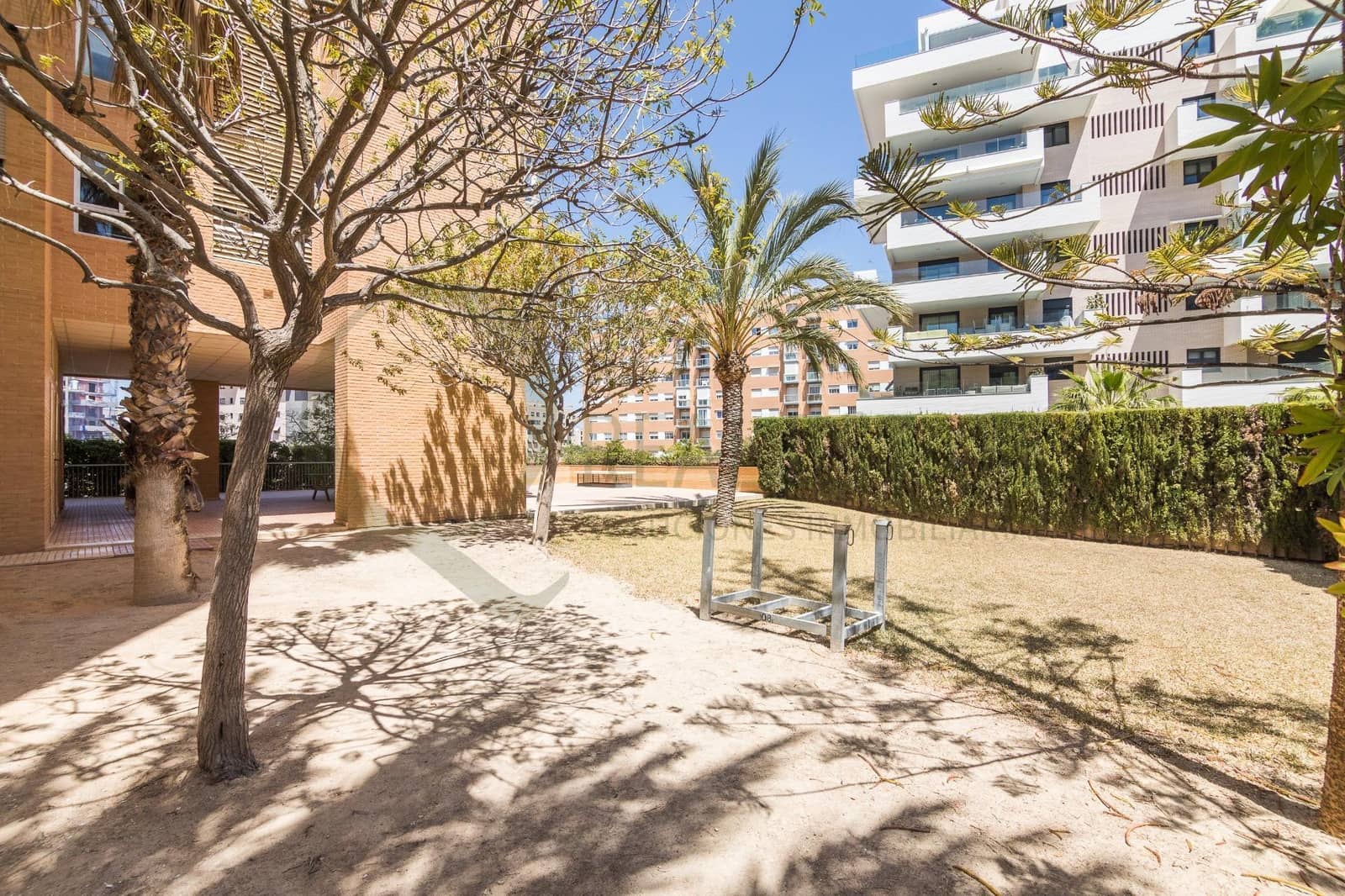 3 bedroom Flat for rent in Playa de San Juan with pool garage - € 1,700 (Ref: 9682500)