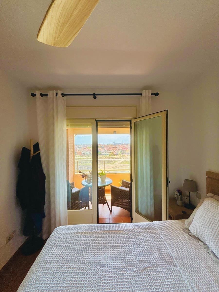 2 bedroom Flat for sale in Alicante / Alacant city with pool garage - € 319,900 (Ref: 9686472)