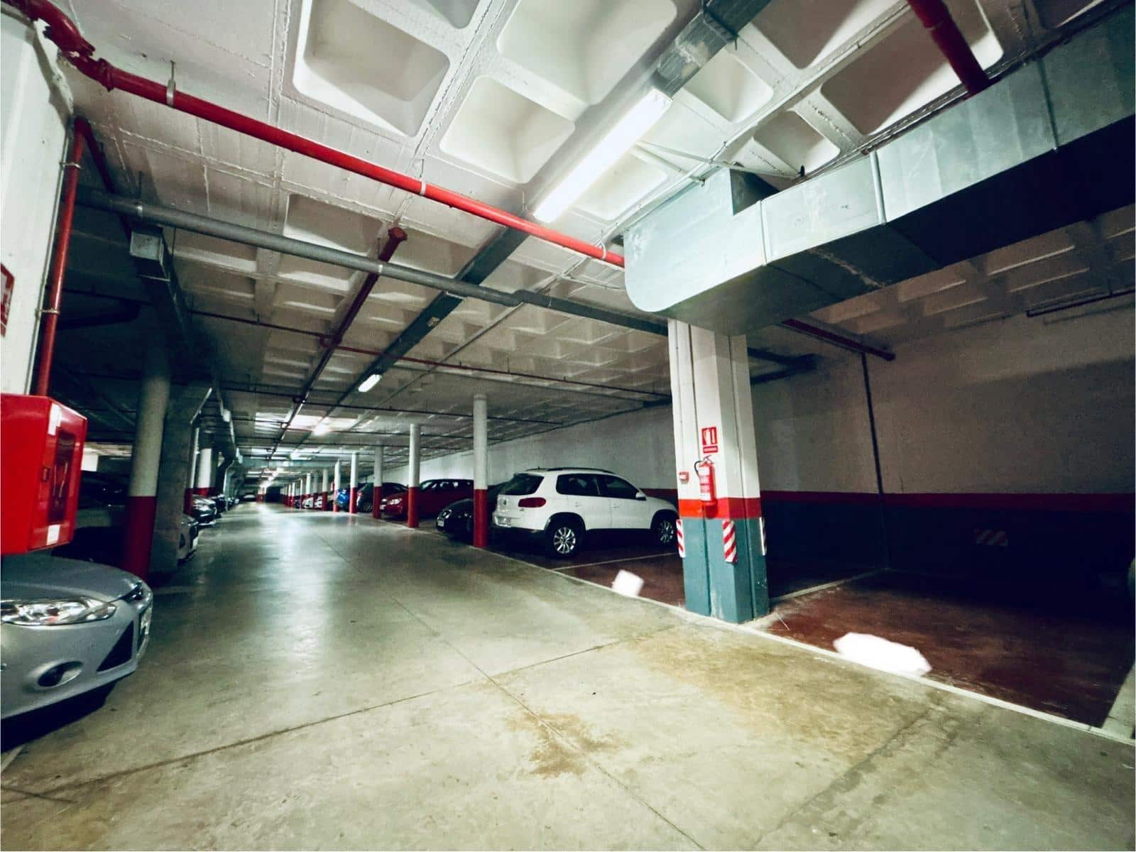 2 bedroom Flat for sale in Alicante / Alacant city with pool garage - € 319,900 (Ref: 9686472)