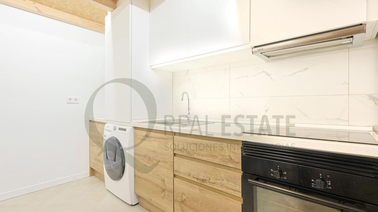 2 quarto Apartamento para venda em Alicante cidade - 225 000 € (Ref: 9690644)