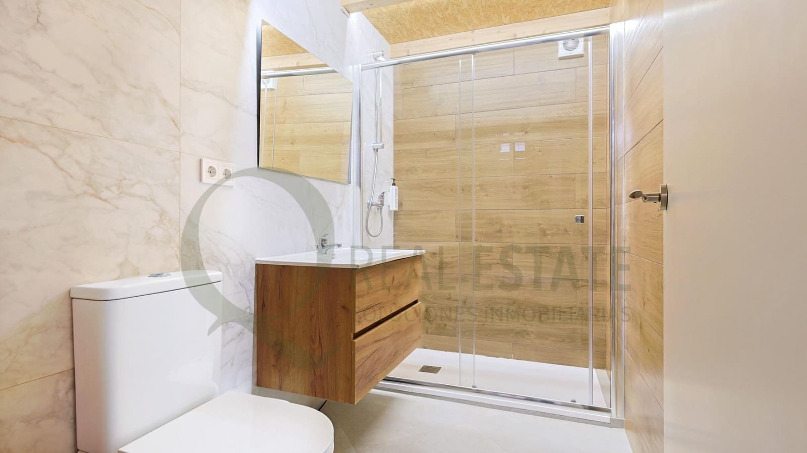 2 quarto Apartamento para venda em Alicante cidade - 225 000 € (Ref: 9690644)