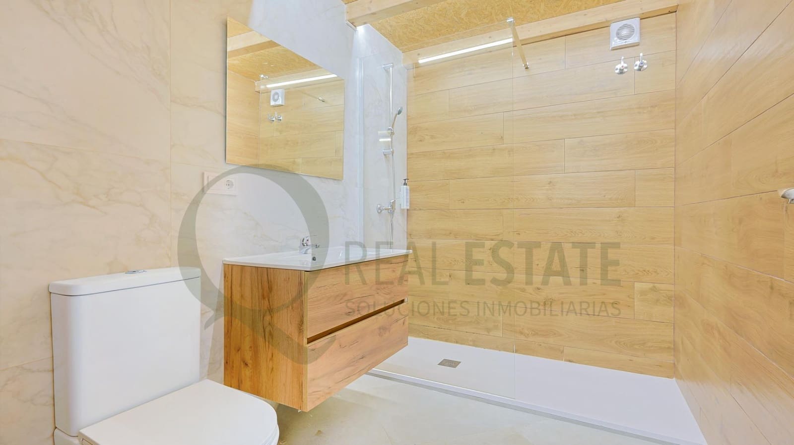 2 quarto Apartamento para venda em Alicante cidade - 225 000 € (Ref: 9690644)