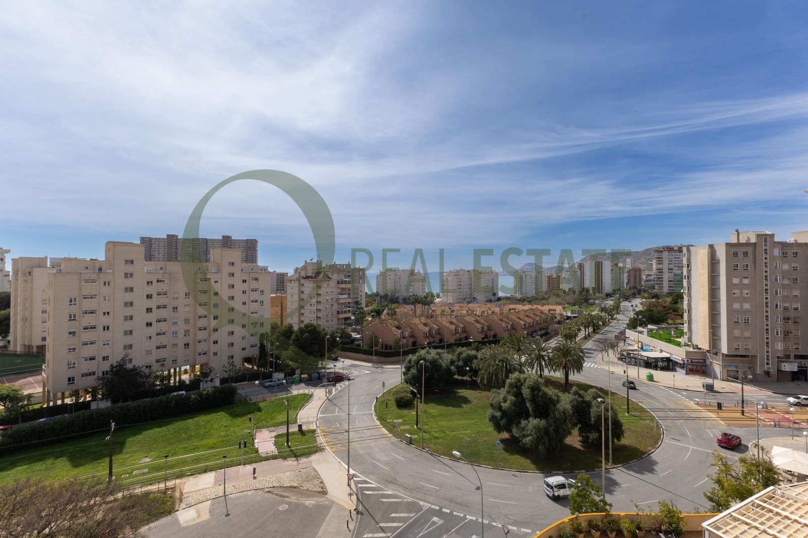 4 makuuhuone Asunto myytävänä paikassa Playa de San Juan mukana uima-altaan 
autotalli - 439 000 € (Ref: 9695374)