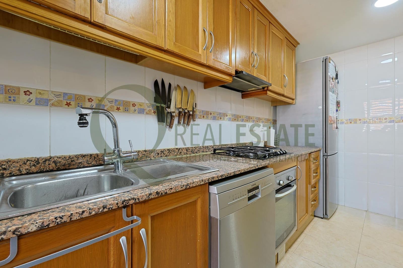 4 makuuhuone Asunto myytävänä paikassa Playa de San Juan mukana uima-altaan 
autotalli - 439 000 € (Ref: 9695374)