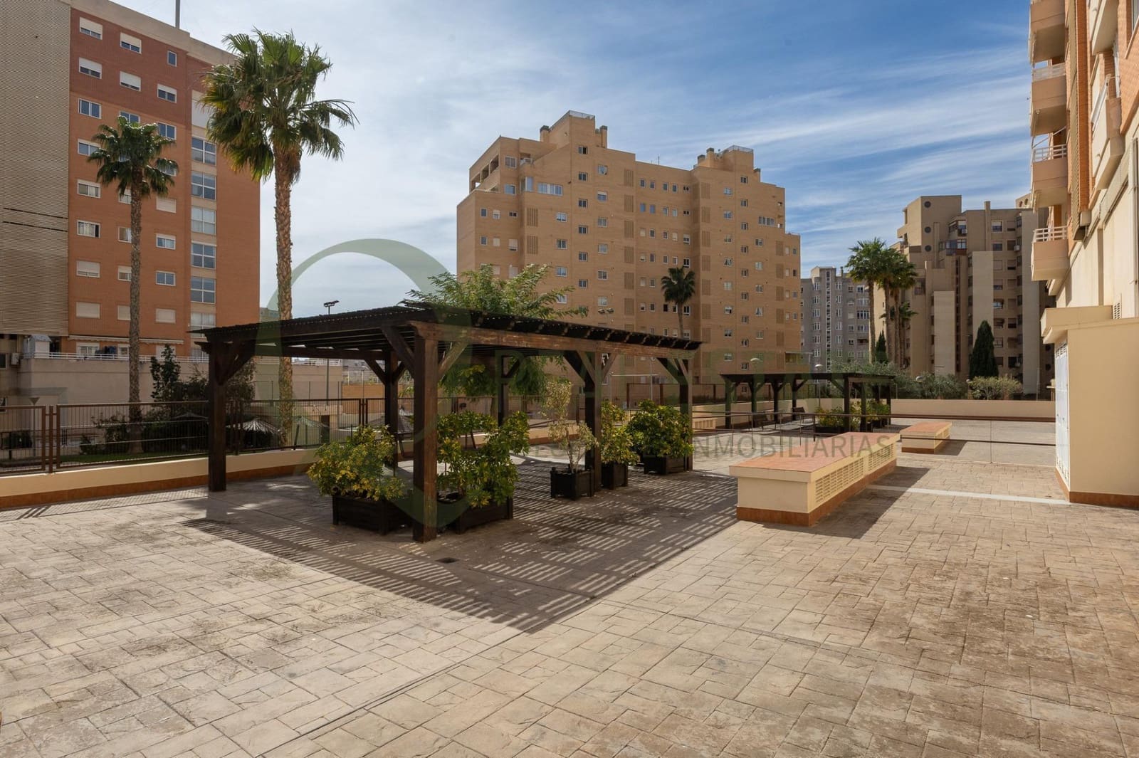 4 makuuhuone Asunto myytävänä paikassa Playa de San Juan mukana uima-altaan 
autotalli - 439 000 € (Ref: 9695374)