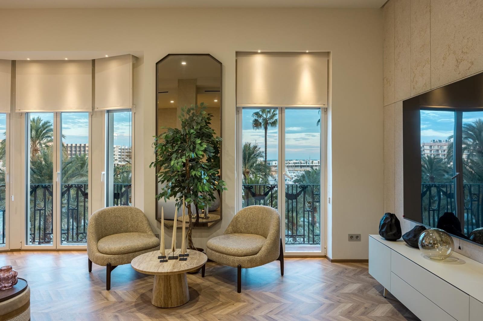 3 soveværelse Lejlighed til salg i Alicante by - € 2.500.000 (Ref: 9701663)