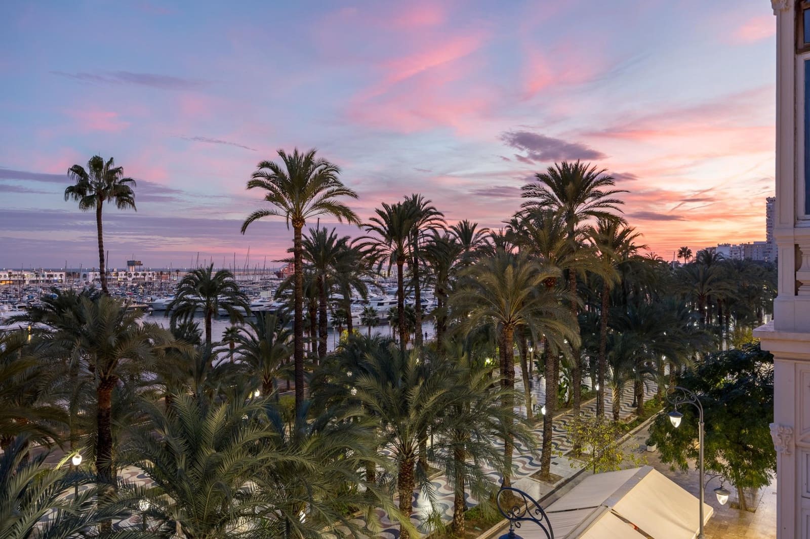 3 soveværelse Lejlighed til salg i Alicante by - € 2.500.000 (Ref: 9701663)