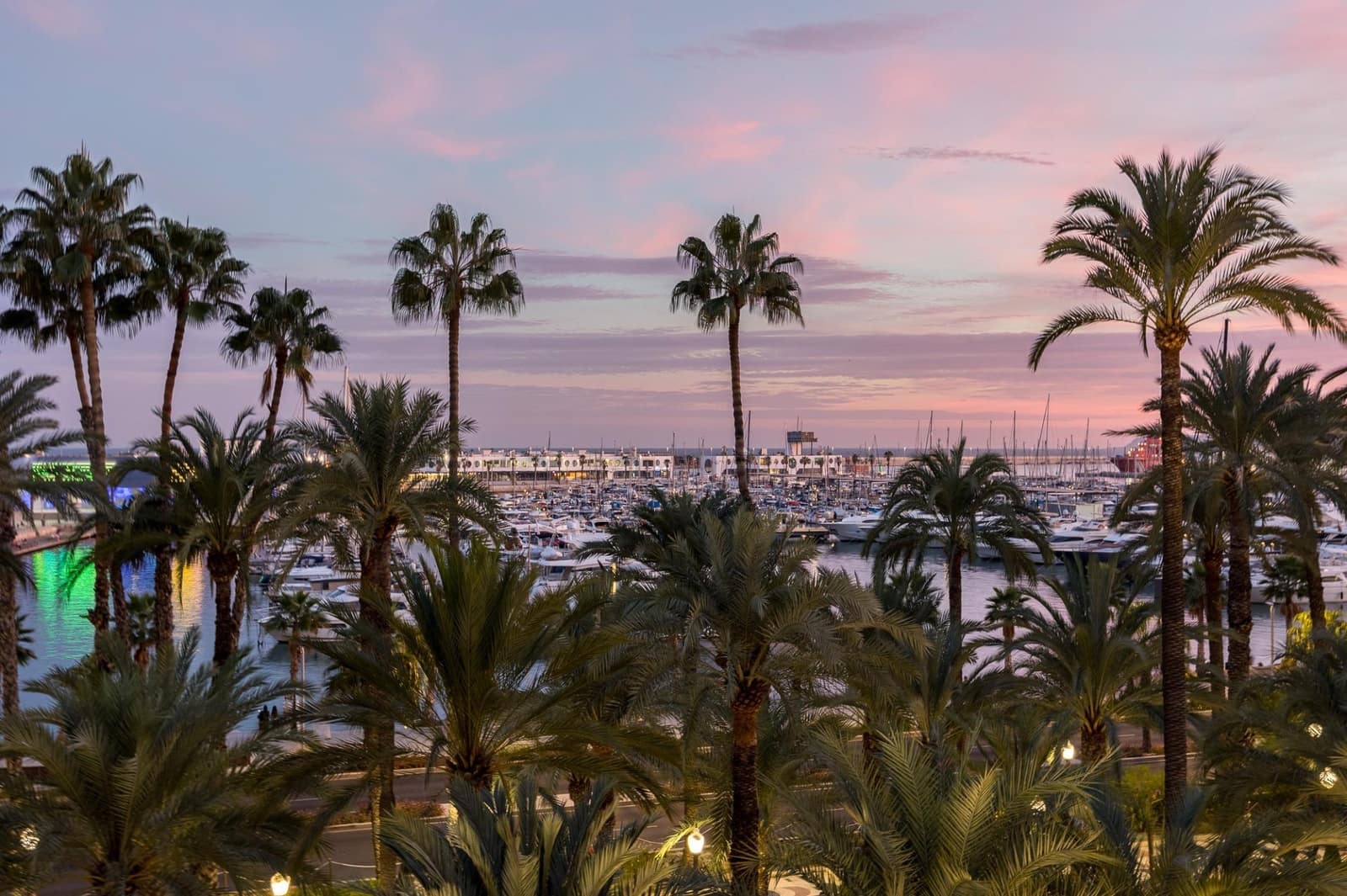 3 soveværelse Lejlighed til salg i Alicante by - € 2.500.000 (Ref: 9701663)