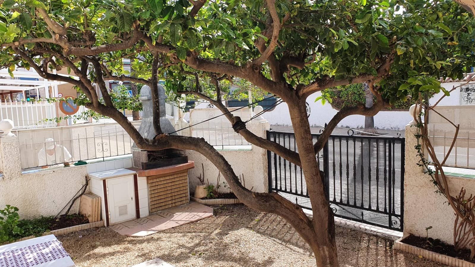 2 quarto Bungalow para venda em Santa Pola com garagem - 249 000 € (Ref: 9701666)