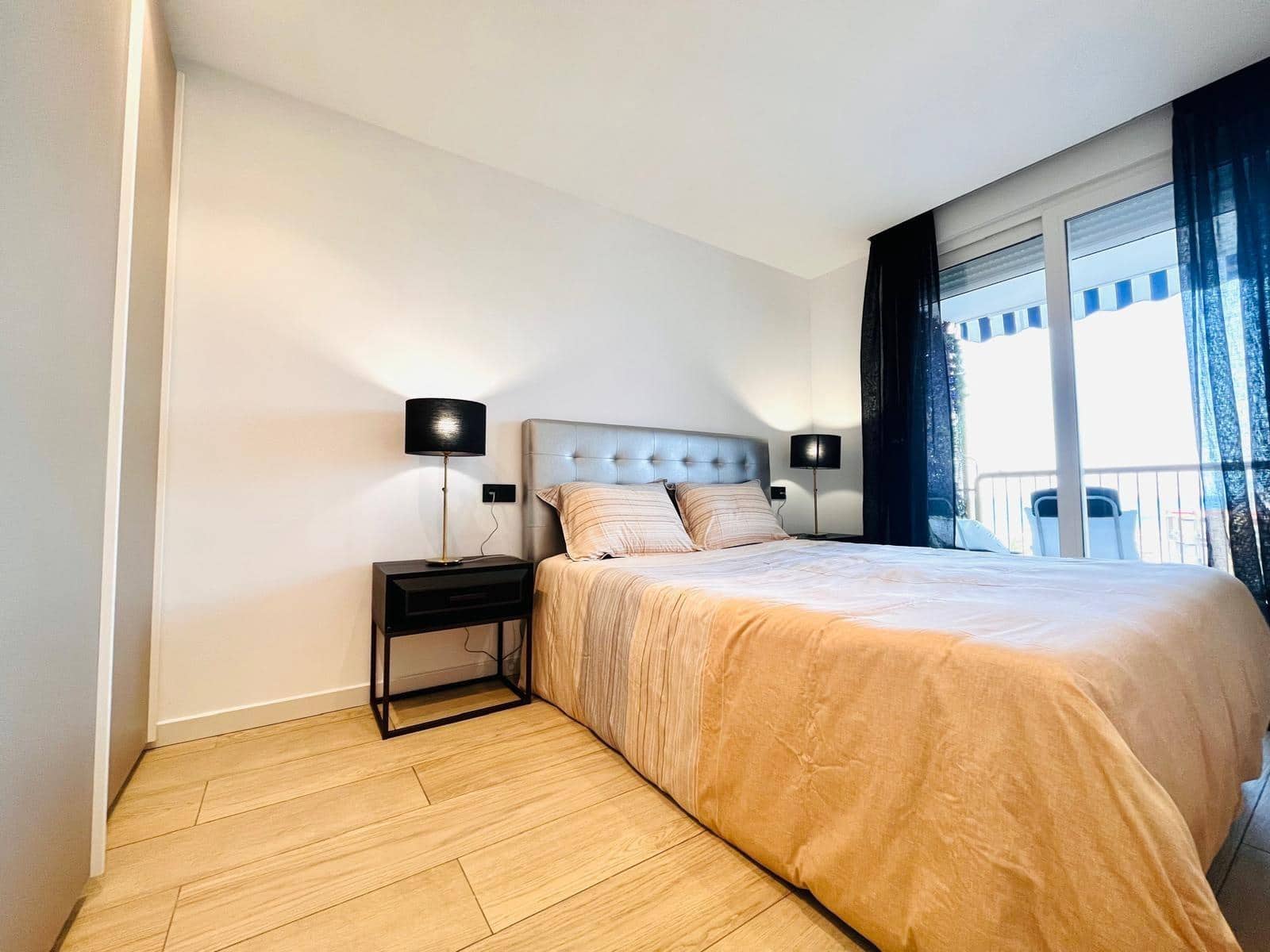 2 slaapkamer Flat te koop in Playa de San Juan met zwembad garage - € 510.000 (Ref: 9711993)