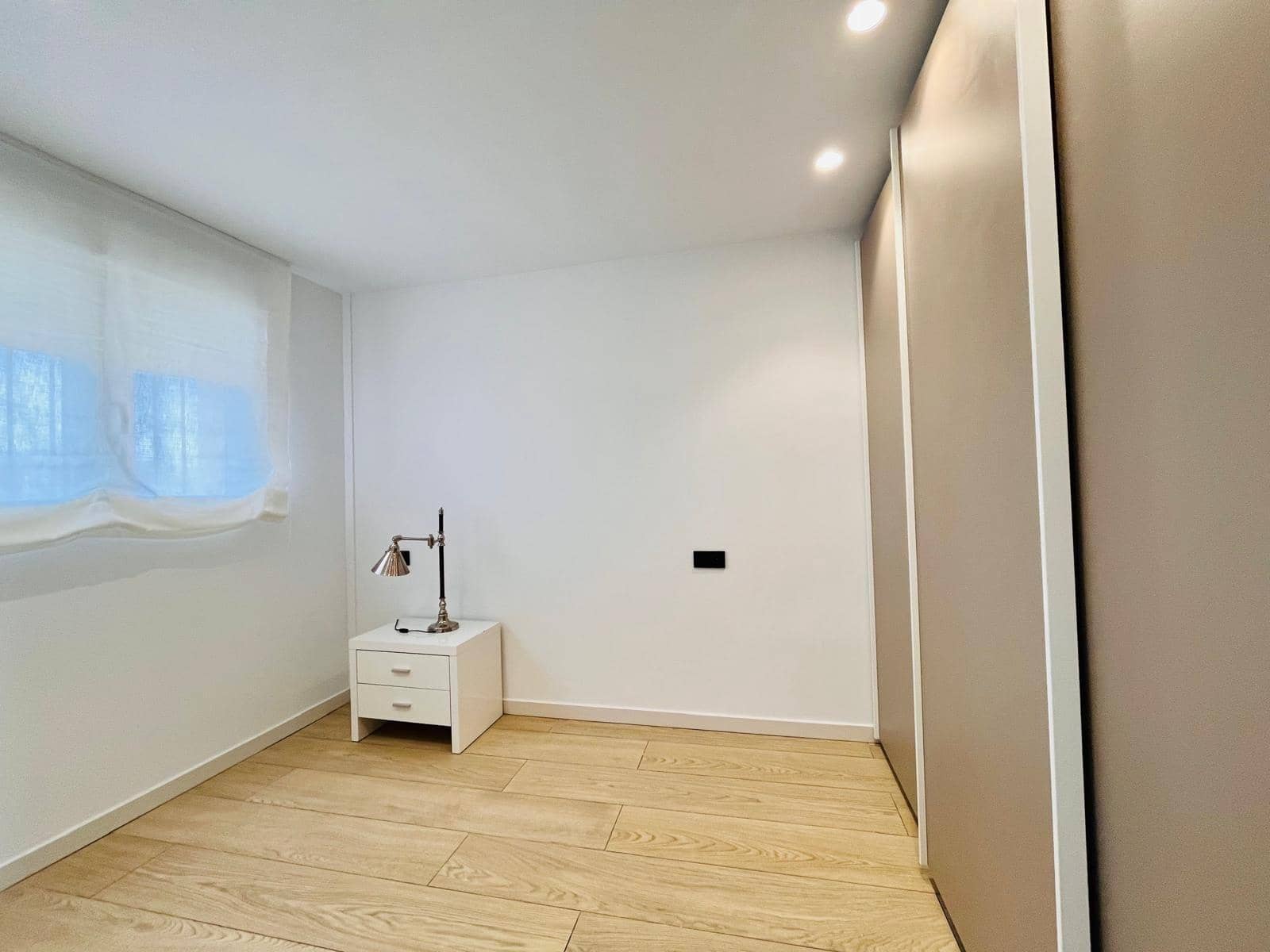 2 slaapkamer Flat te koop in Playa de San Juan met zwembad garage - € 510.000 (Ref: 9711993)