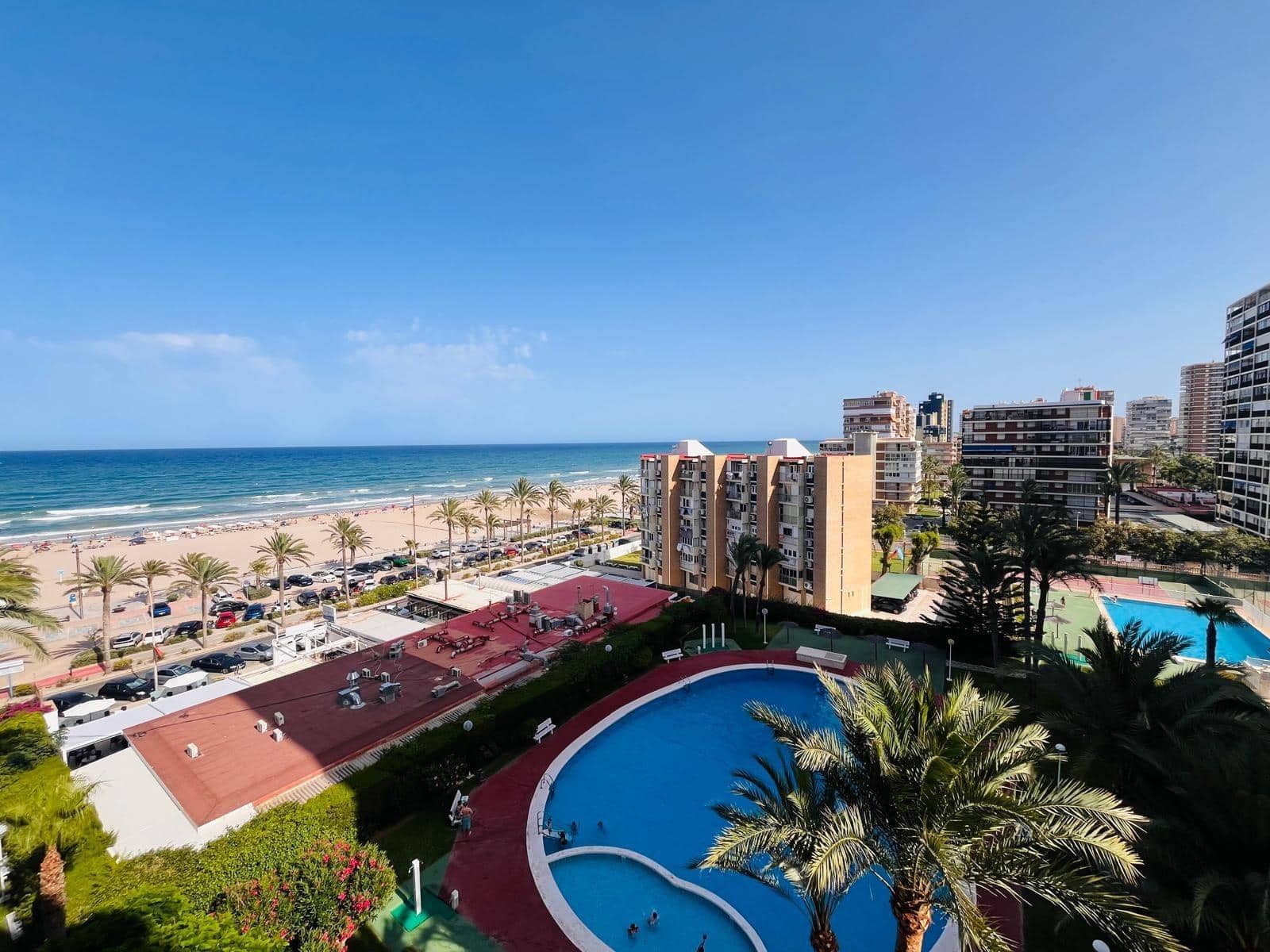 2 slaapkamer Flat te koop in Playa de San Juan met zwembad garage - € 510.000 (Ref: 9711993)