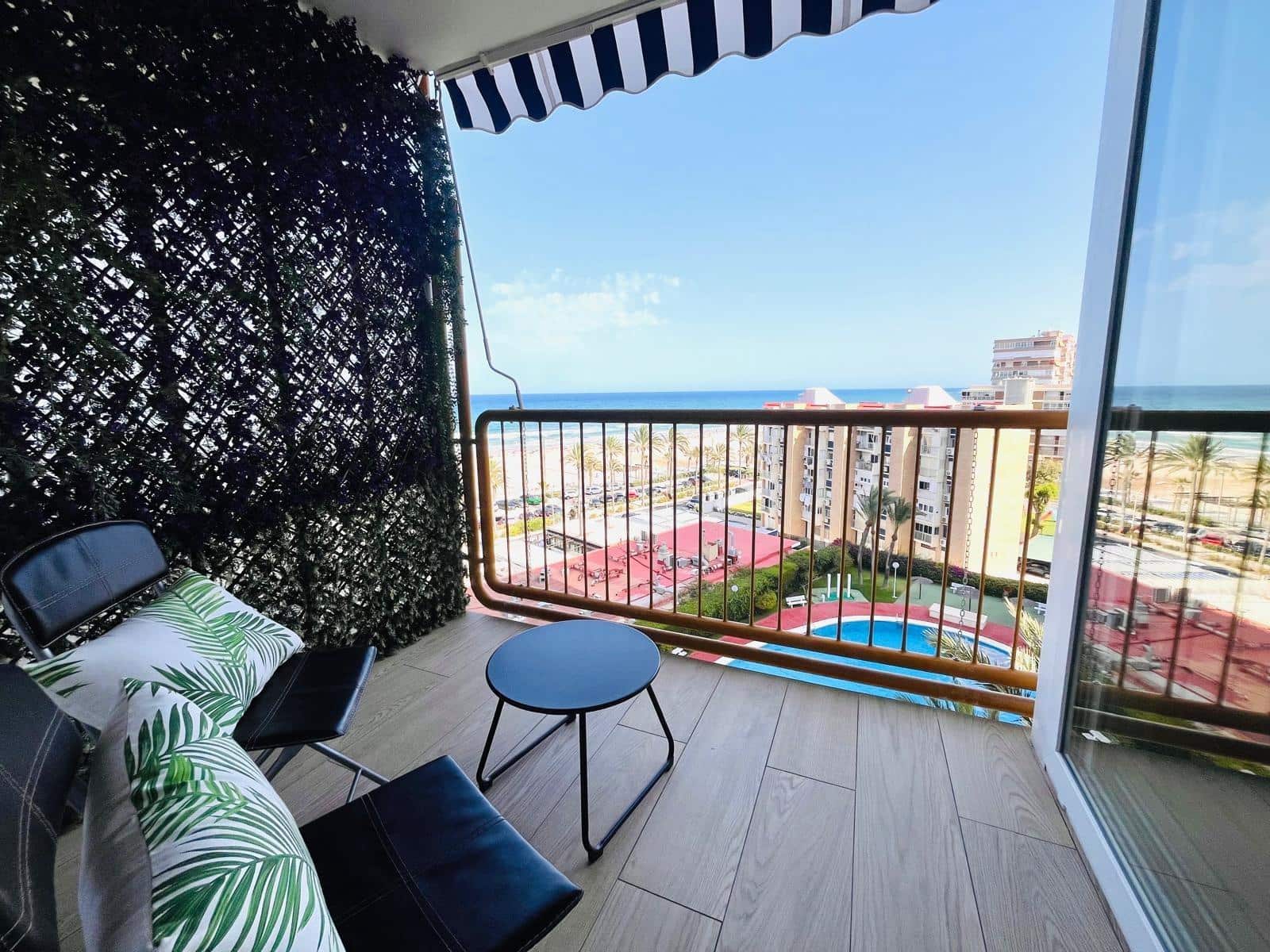 2 slaapkamer Flat te koop in Playa de San Juan met zwembad garage - € 510.000 (Ref: 9711993)
