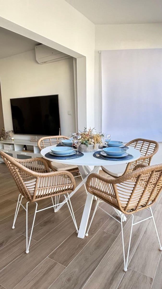 2 slaapkamer Penthouse te koop in Playa de Muchavista met zwembad - € 338.000 (Ref: 9711994)