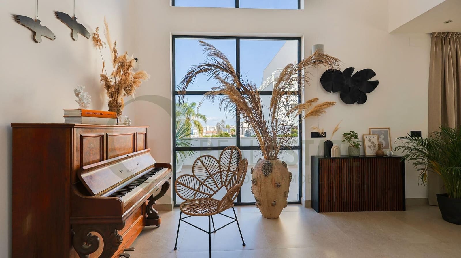 5 quarto Moradia para venda em Playa de San Juan com piscina garagem - 2 900 000 € (Ref: 9711995)