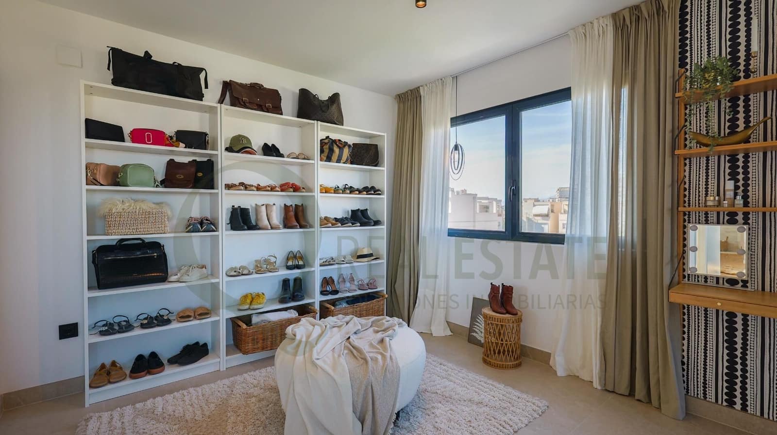 5 quarto Moradia para venda em Playa de San Juan com piscina garagem - 2 900 000 € (Ref: 9711995)