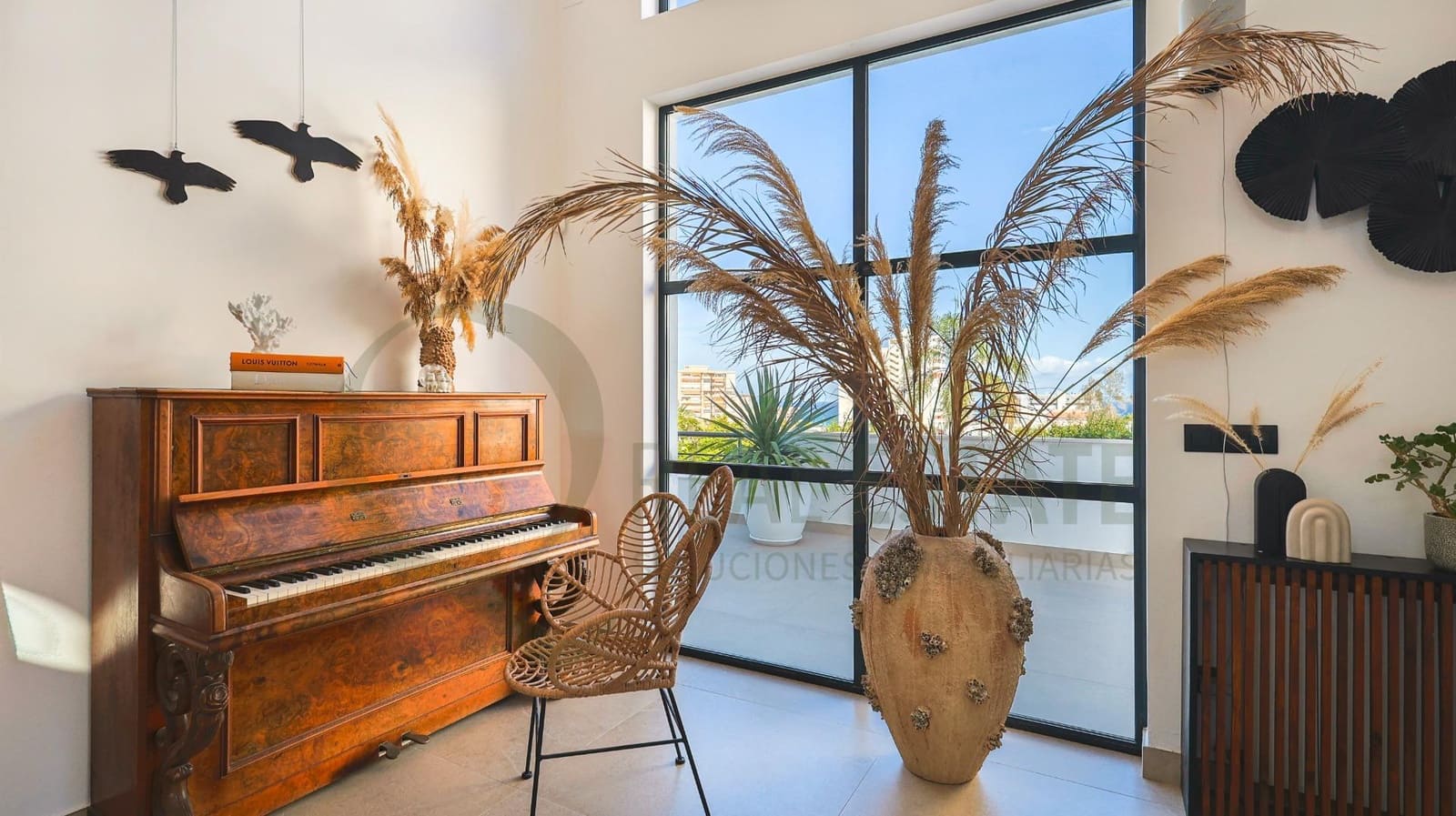 5 quarto Moradia para venda em Playa de San Juan com piscina garagem - 2 900 000 € (Ref: 9711995)