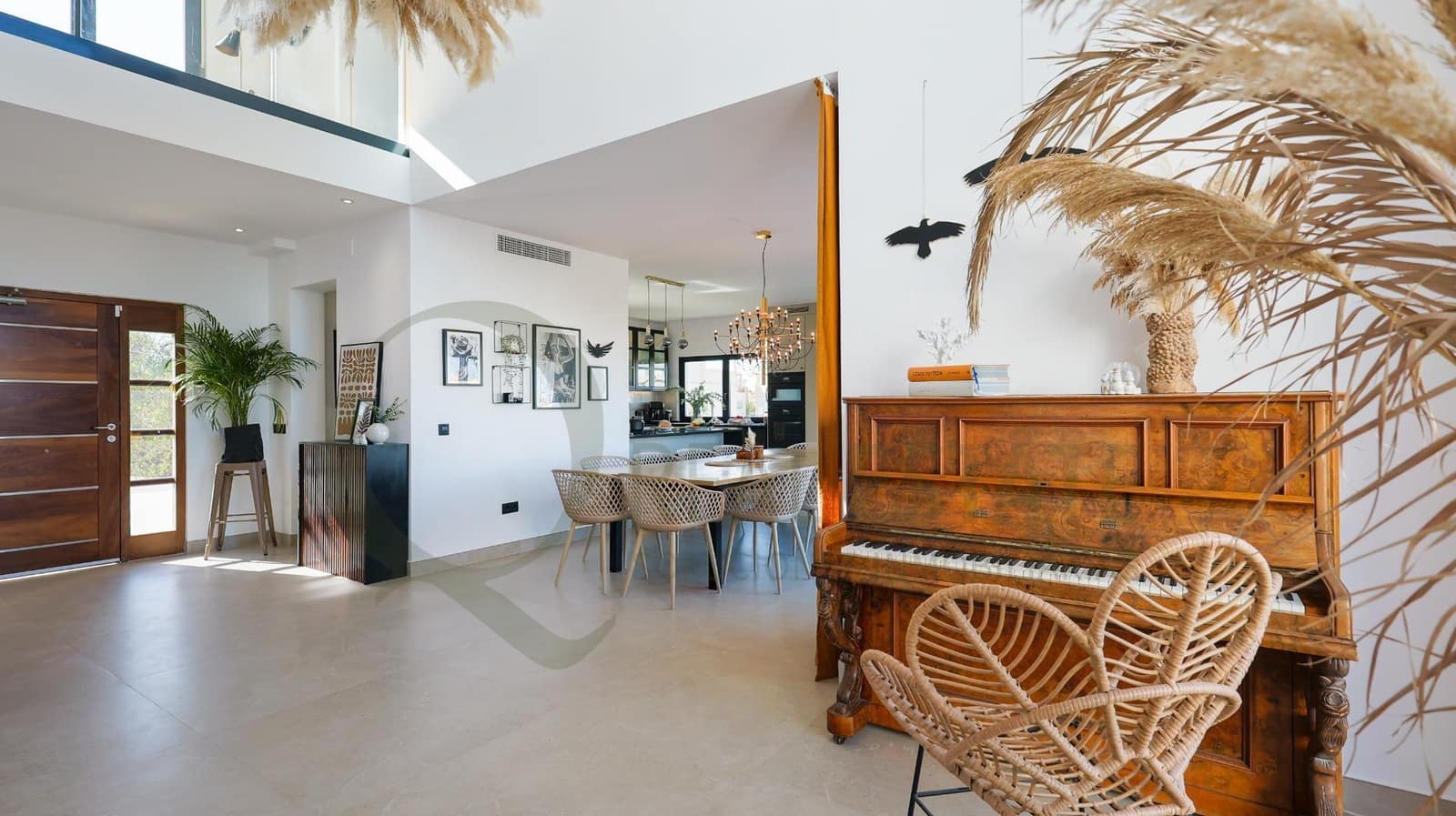 5 quarto Moradia para venda em Playa de San Juan com piscina garagem - 2 900 000 € (Ref: 9711995)