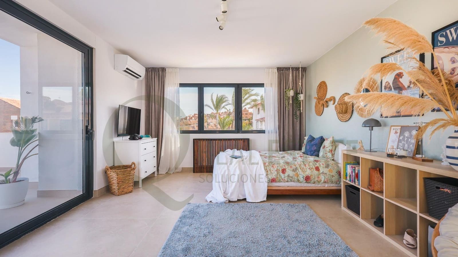 5 quarto Moradia para venda em Playa de San Juan com piscina garagem - 2 900 000 € (Ref: 9711995)