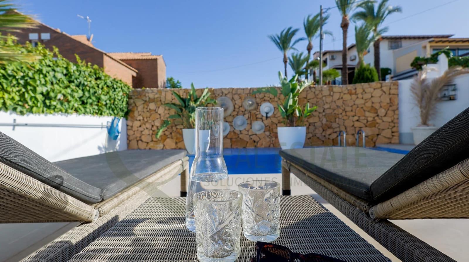 5 quarto Moradia para venda em Playa de San Juan com piscina garagem - 2 900 000 € (Ref: 9711995)