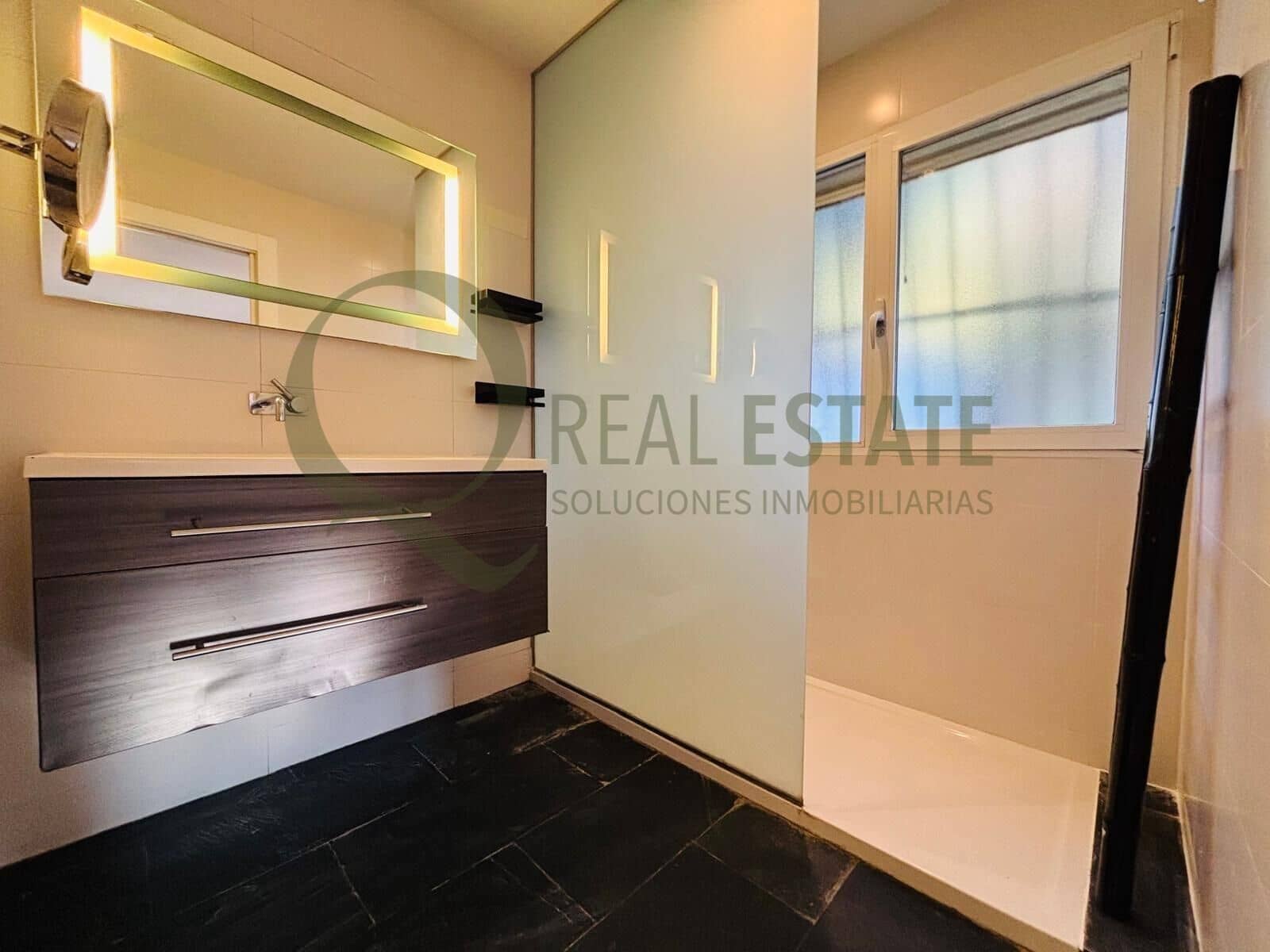 4 bedroom Villa for sale in Muchamiel / Mutxamel with pool garage - € 750,000 (Ref: 9719986)