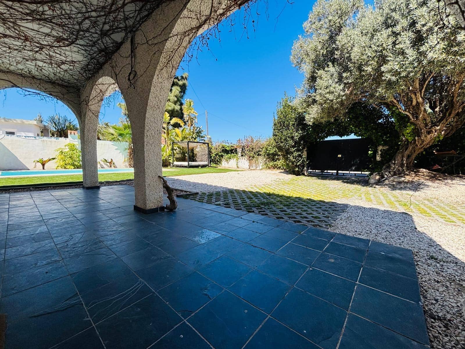 4 bedroom Villa for sale in Muchamiel / Mutxamel with pool garage - € 750,000 (Ref: 9719986)