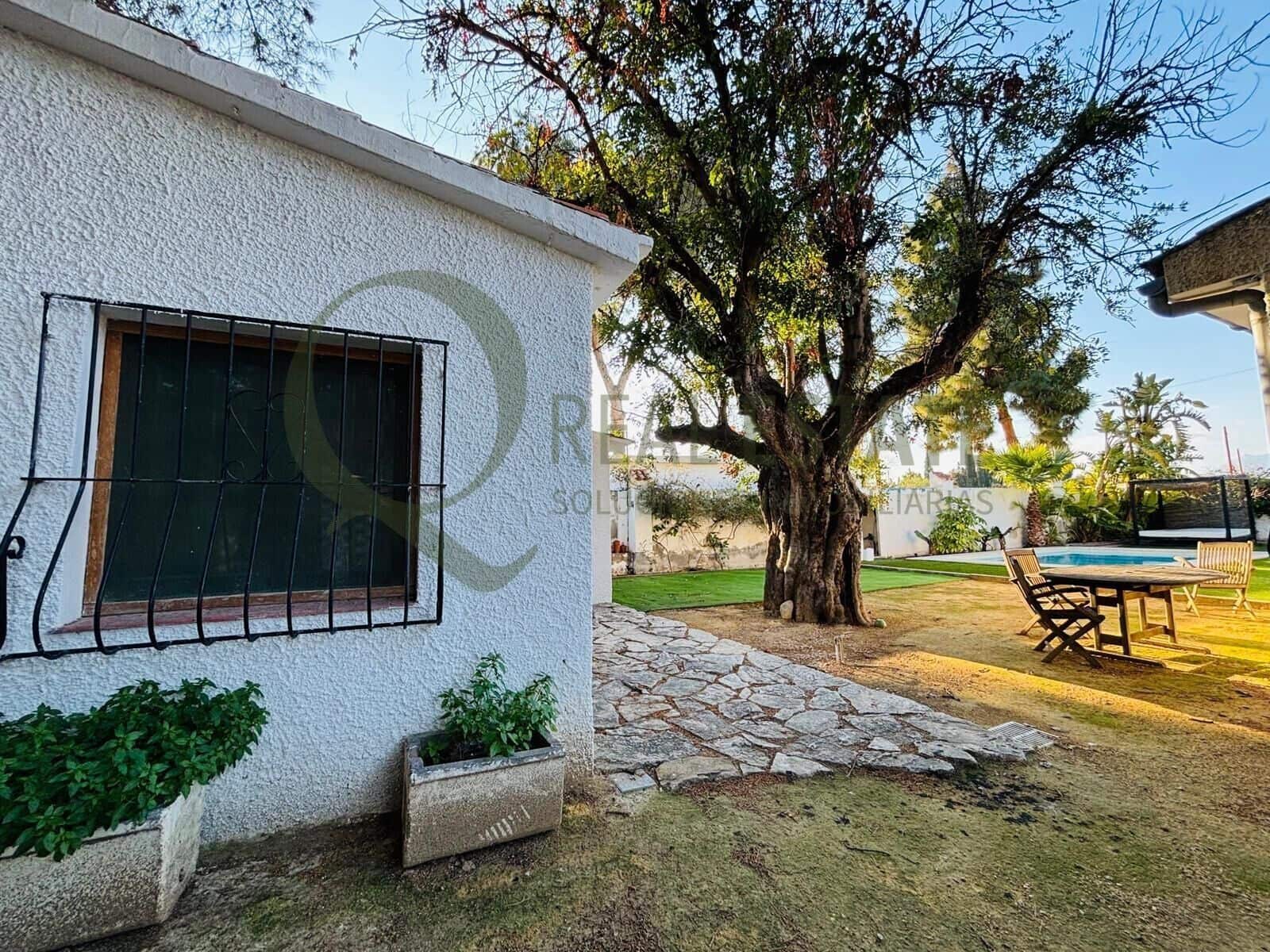 4 bedroom Villa for sale in Muchamiel / Mutxamel with pool garage - € 750,000 (Ref: 9719986)