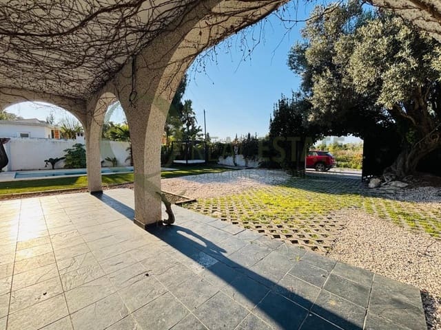 4 soverom Villa til salgs i Muchamiel / Mutxamel med svømmebasseng garasje - € 698 000 (Ref: 9719986)