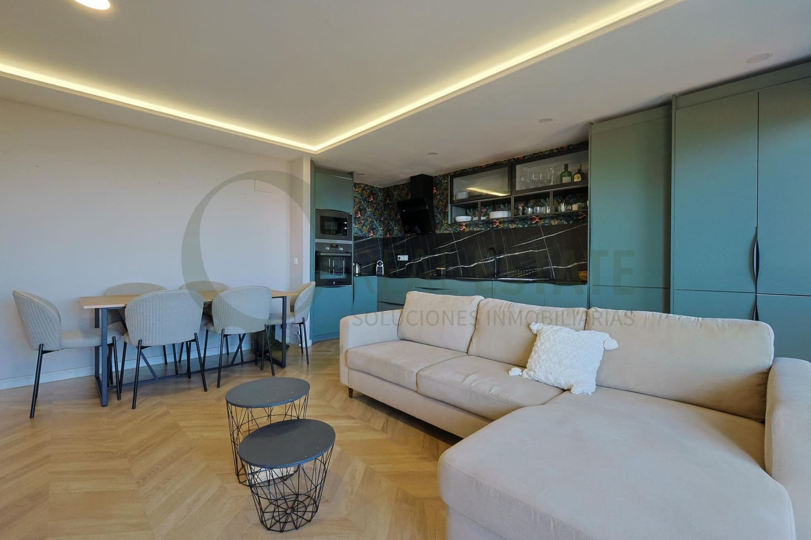 2 bedroom Penthouse for sale in El Campello - € 299,000 (Ref: 9721728)