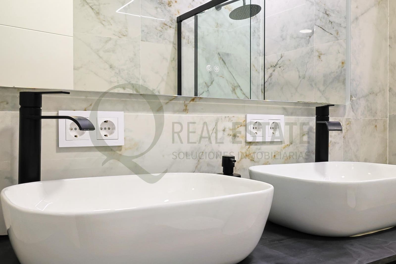 2 bedroom Penthouse for sale in El Campello - € 299,000 (Ref: 9721728)