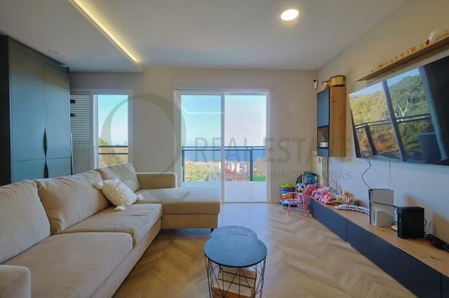 Ático de 2 habitaciones en El Campello en venta - 299.000 € (Ref: 9721728)